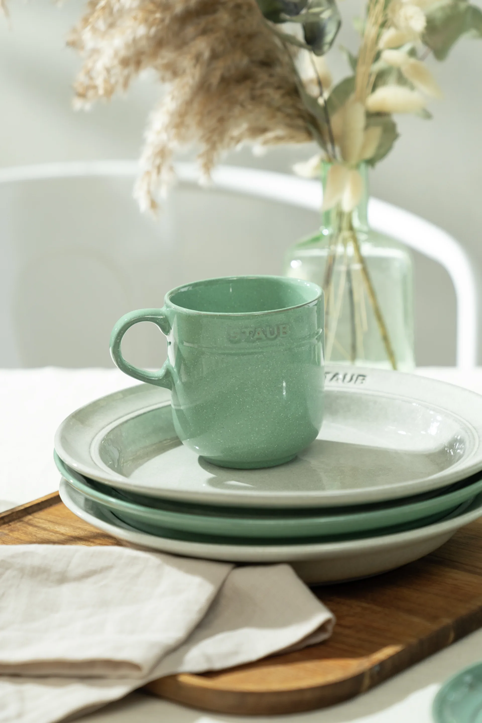 Staub deep plate Ø24 cm, Salvia STAUB