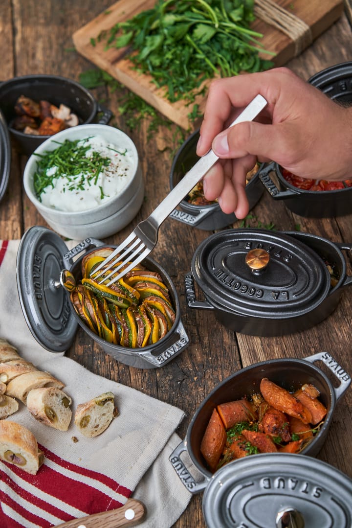 Staub La Cocotte oval cast iron pot 0.6 L, Black STAUB