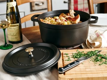 Staub La Cocotte round casserole cast iron 12.6 L - Black - STAUB