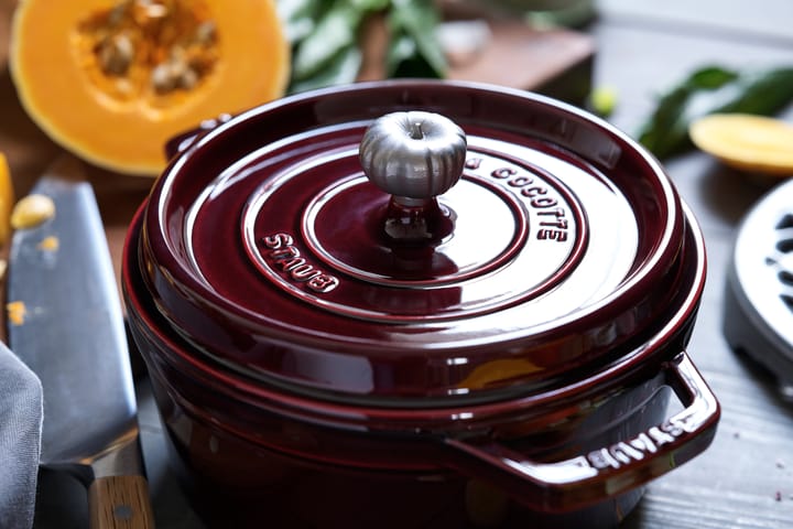 Staub La Cocotte round casserole cast iron 3.8 L, Grenadine red STAUB