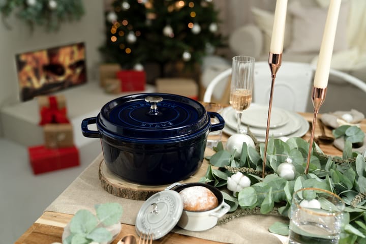 Staub La Cocotte round casserole cast iron 8.4 L, Dark blue STAUB