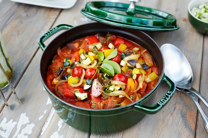 Staub La Cocotte round cast iron pot 6.7 L, Basil green STAUB