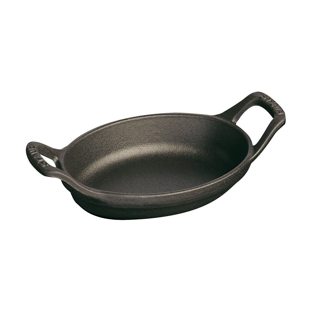 Staub oval baking dish cast iron 15 cm Black | Scandinavian Design | Oven dishes | Black