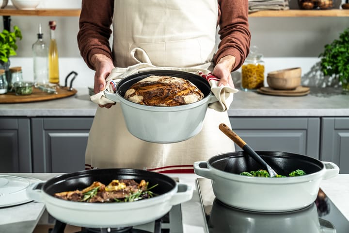 Staub Pot & saucepan set stackable 5 pieces, White truffle STAUB