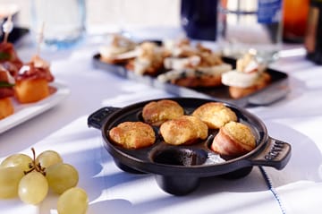 Staub snail plate cast iron Ø14 cm - Black - STAUB