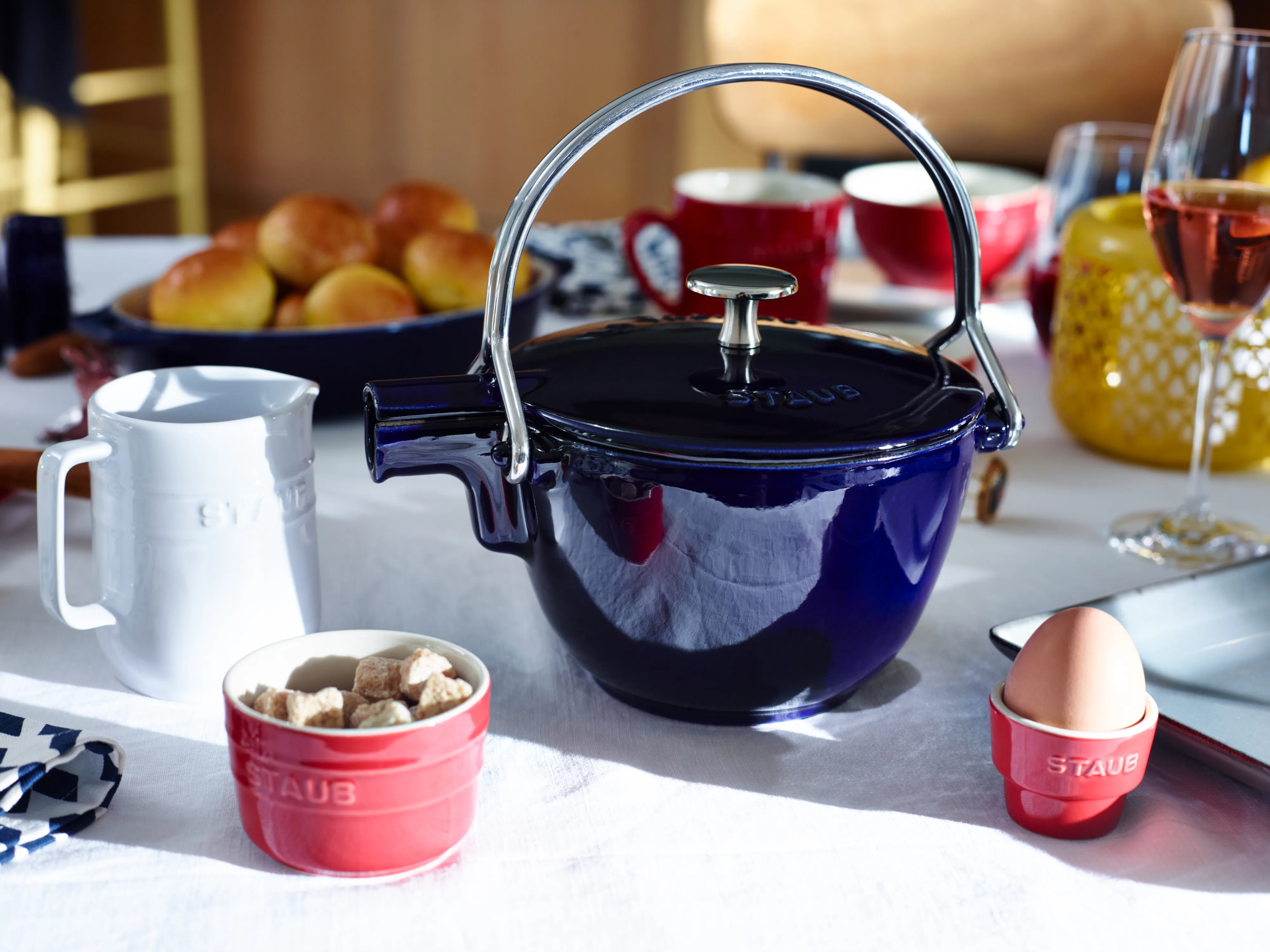 Staub teapot cast iron round 1.15 L from STAUB - NordicNest.com
