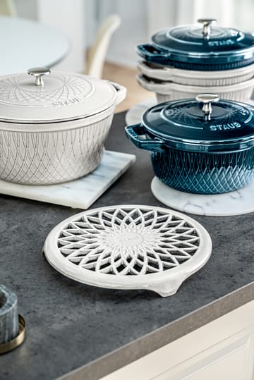 Staub Twister trivet 18.5x19 cm - Black - STAUB