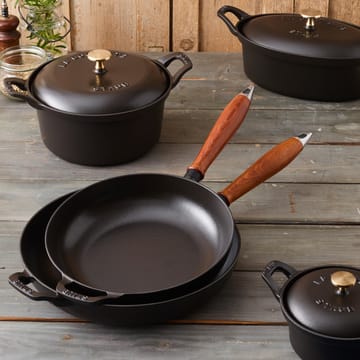 Vintage frying pan with wooden handle Ø28 cm - Black - STAUB