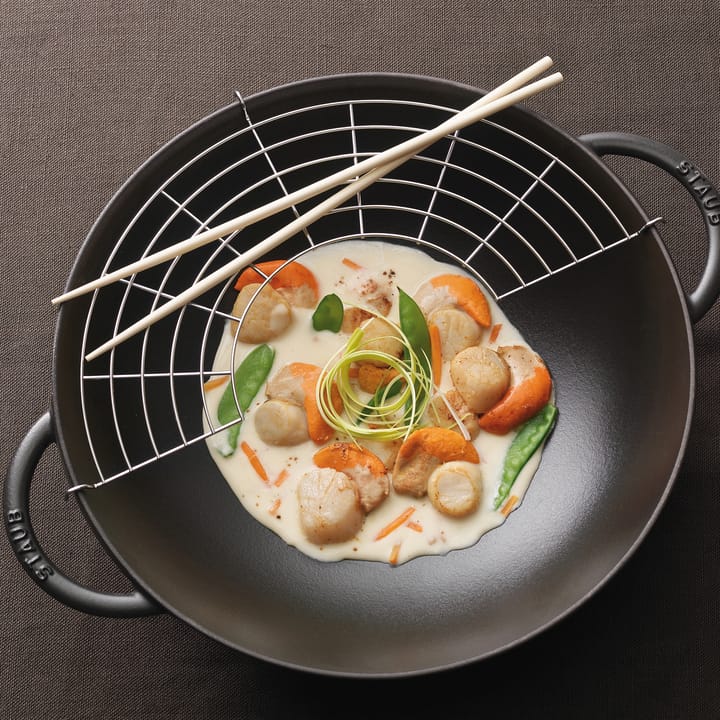 Wok with Glass Lid