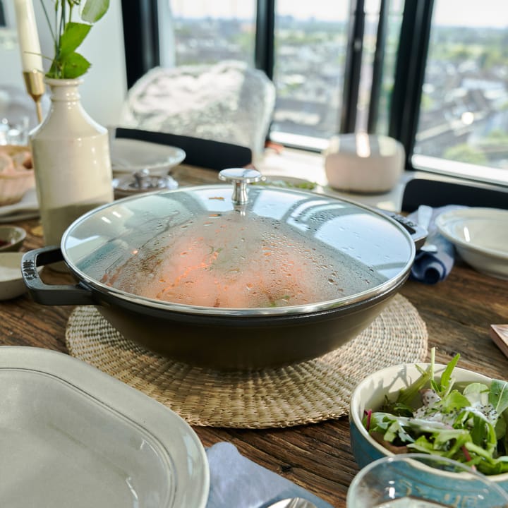 Wok with Glass Lid