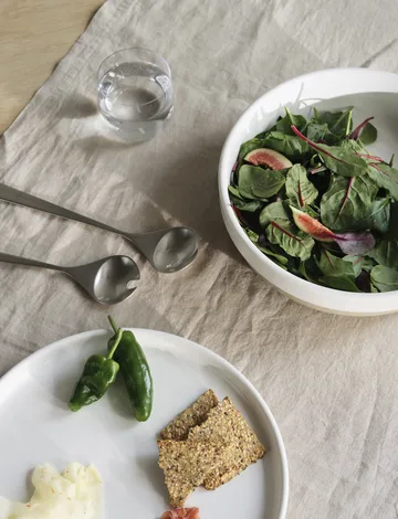 Agnes serving plate Ø30 cm - Sand-white - Stelton