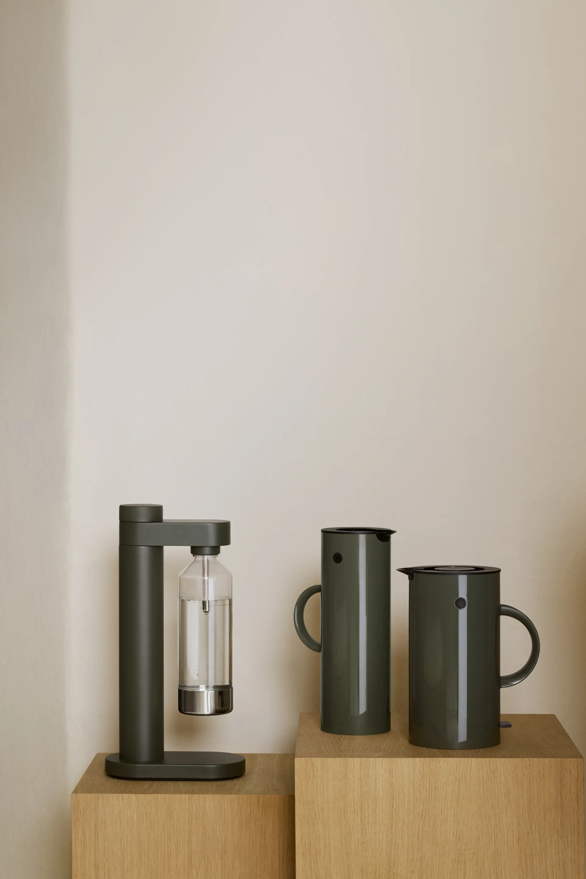 Brus carbonator, Dark forest Stelton