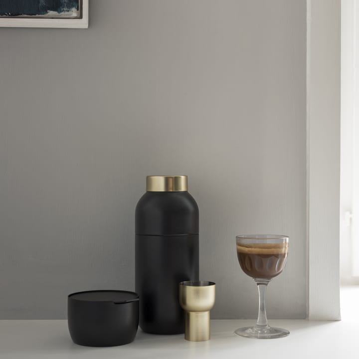Collar shaker + measuring cup - black-brass - Stelton