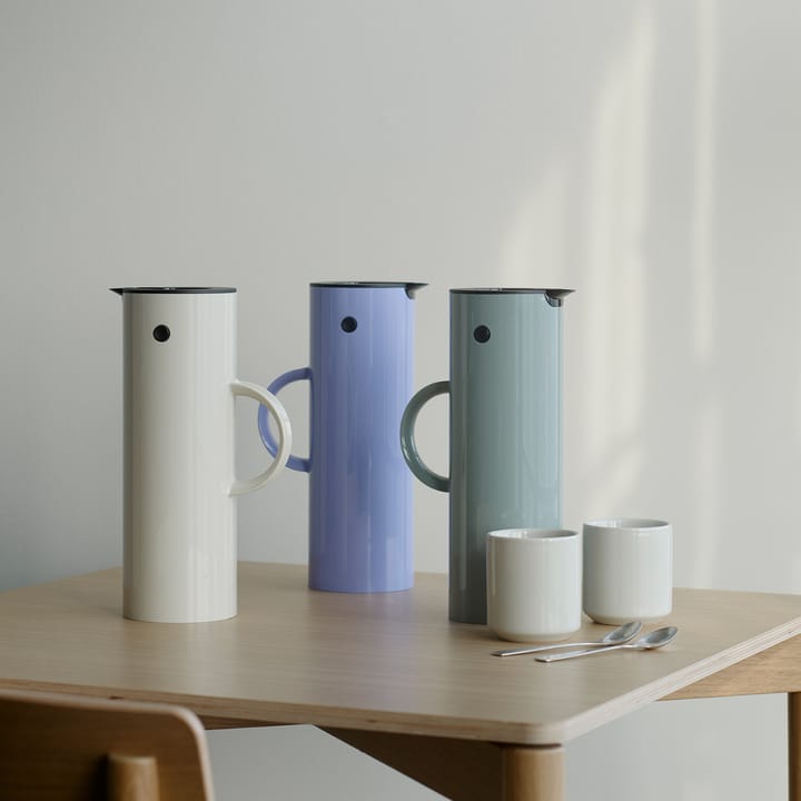 EM77 Stelton vacuum jug 1 l, Sand Stelton