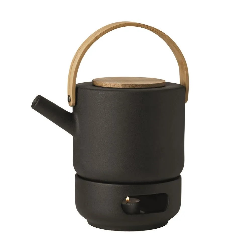 Theo teapot from Stelton - NordicNest.com