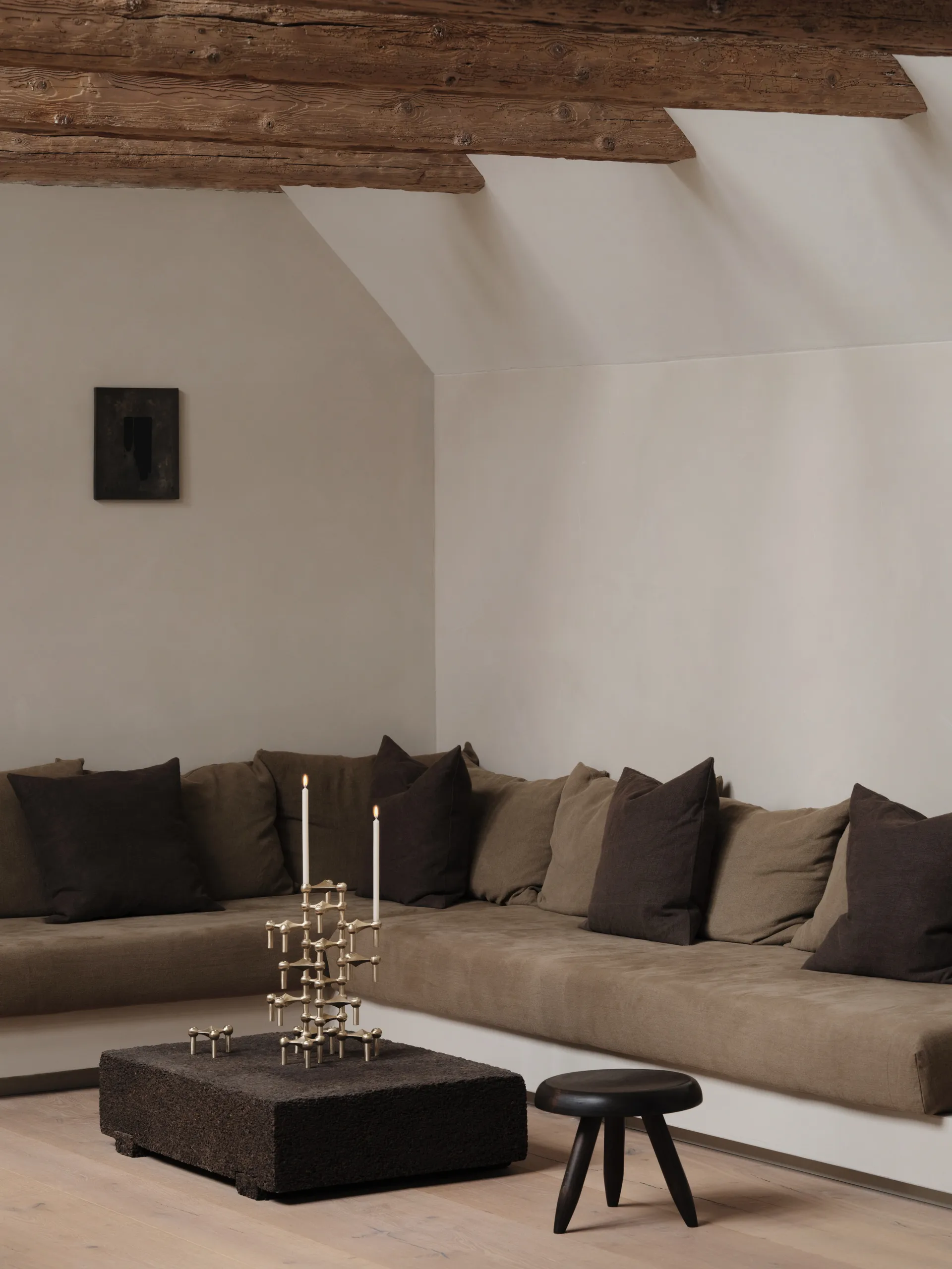 Nagel candle holder, Brushed brass STOFF