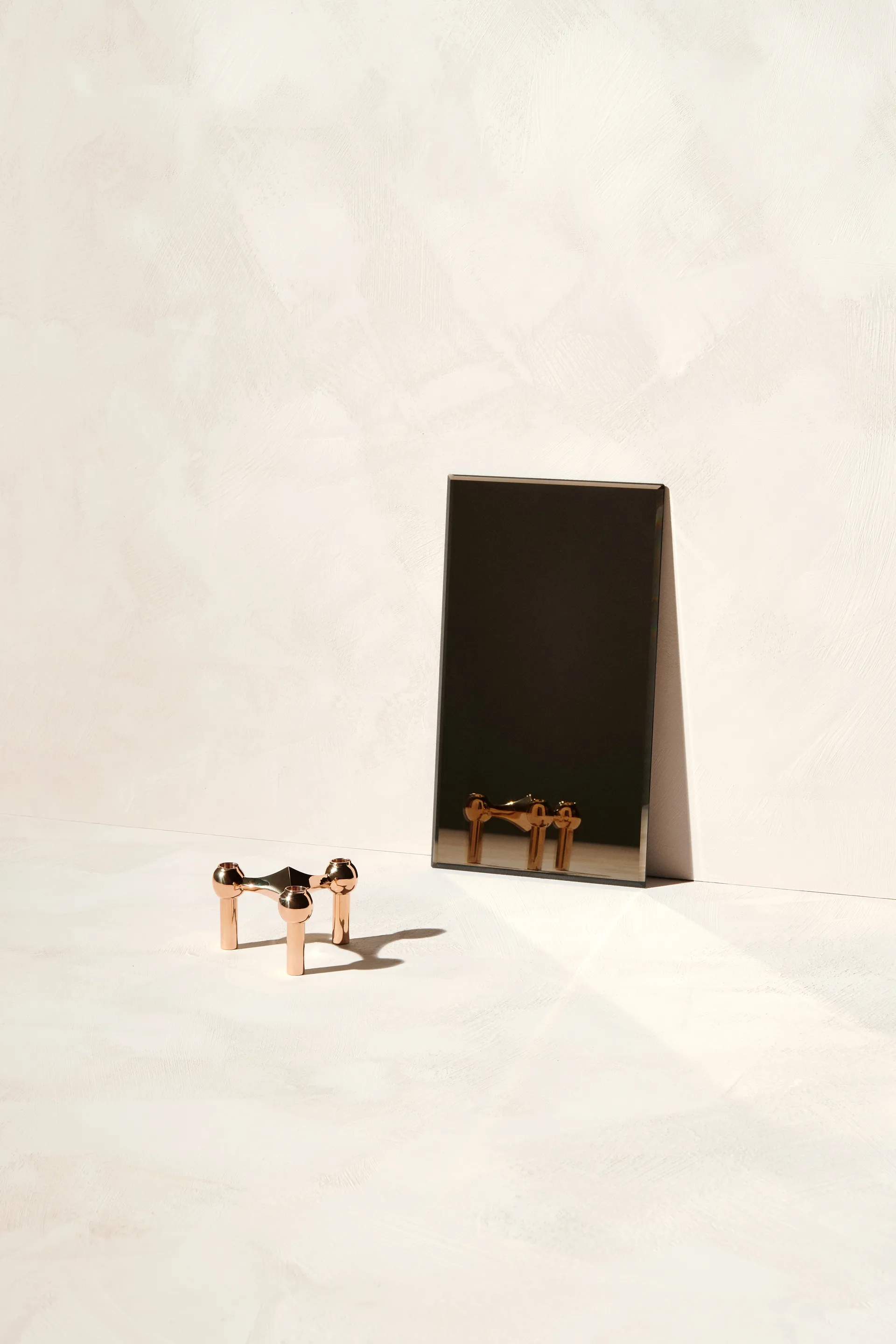 Nagel candle holder, Rosé gold STOFF