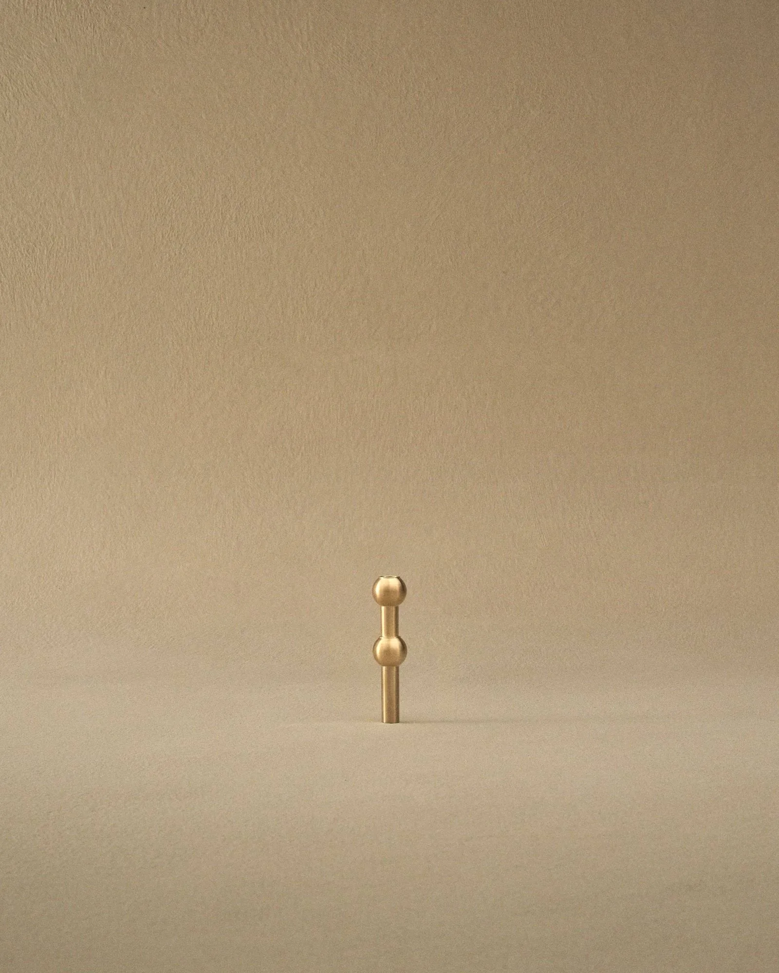 STOFF Nagel vase, Brushed brass STOFF Nagel
