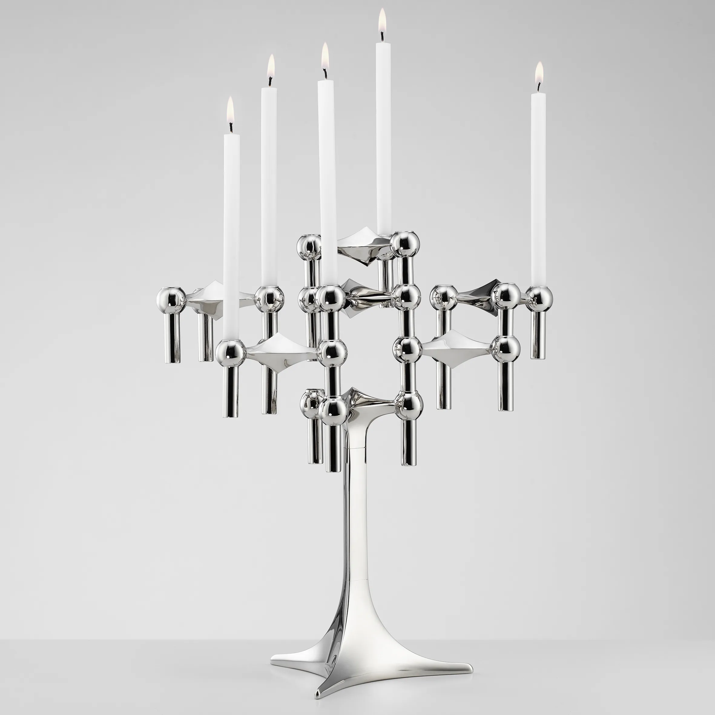 STOFF Nagel ストッフナゲル キャンドルスタンド Chrome STOFF Nagel candle stand from STOFF - NordicNest.com