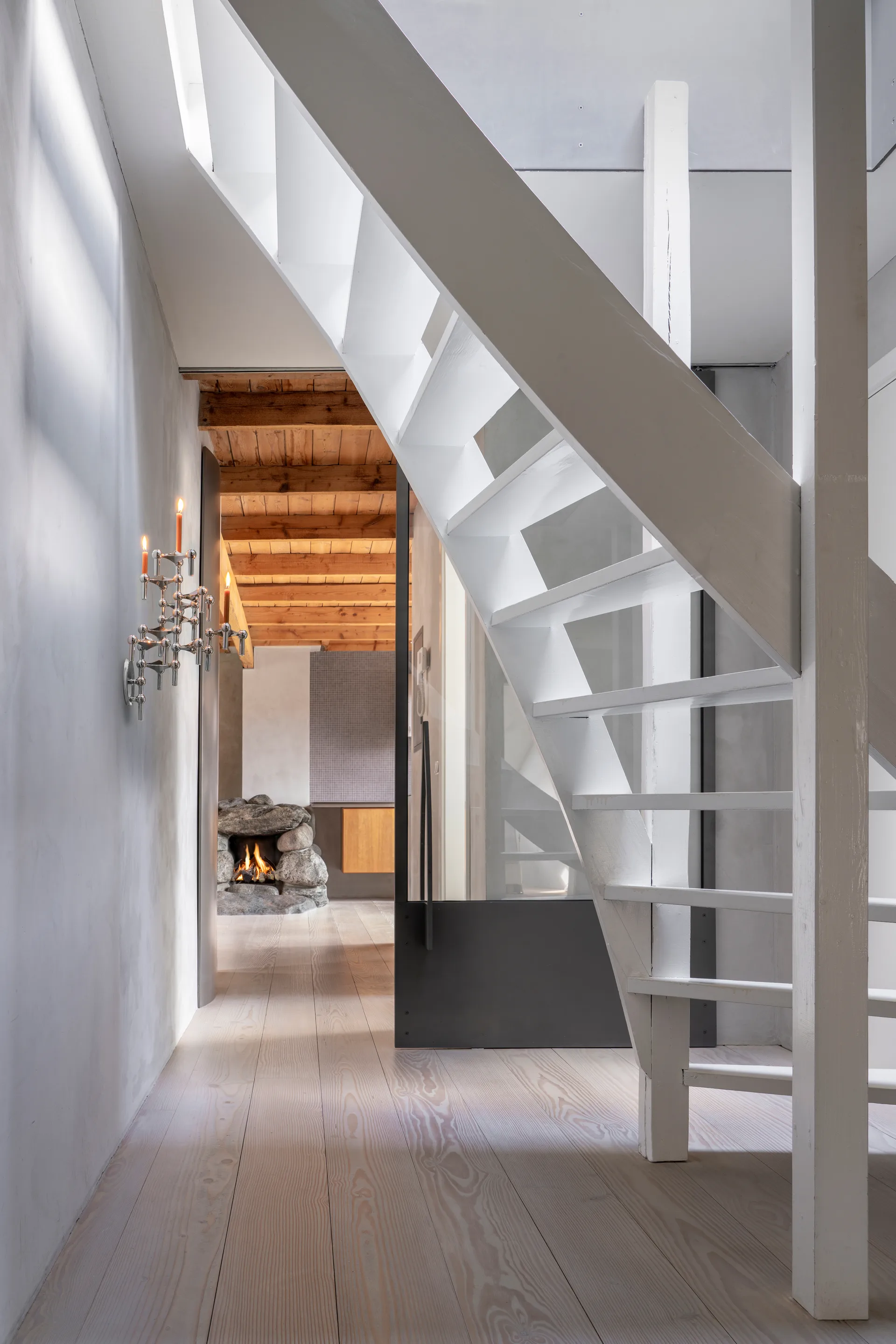 STOFF Nagel candle sticks wall, Chrome STOFF