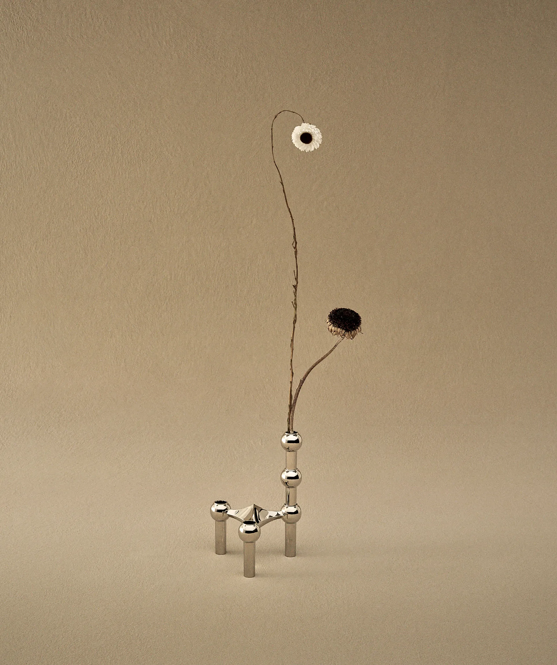 STOFF Nagel vase, Chrome STOFF