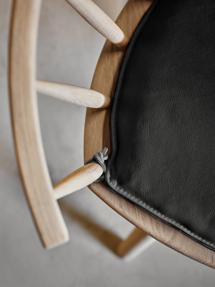 Arka seat cushion elmotique, Black Stolab