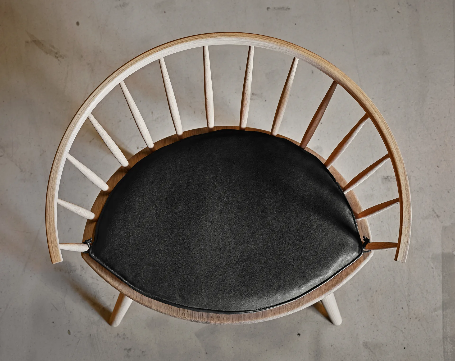Arka seat cushion elmotique, Black Stolab