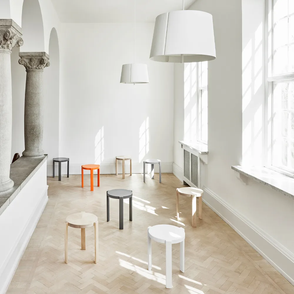 Bolt stool, Birch light matt lacquer Stolab