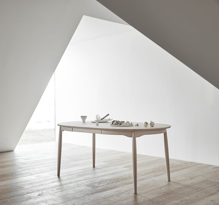 Carl dining table Ø115. divided - Birch white oil - Stolab