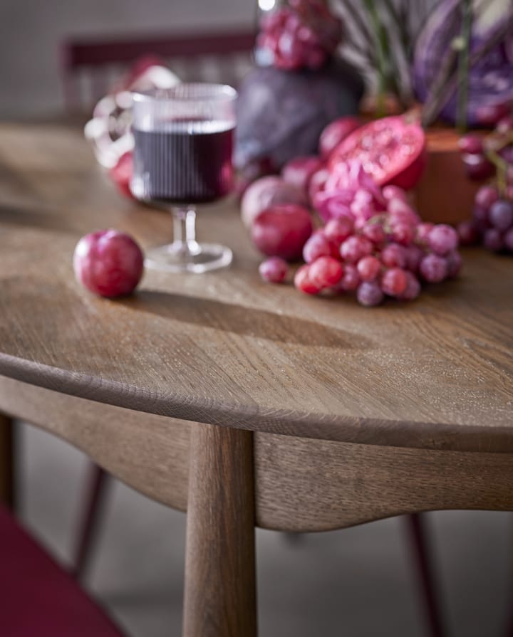 Carl dining table Ø115. divided - Smoked oak - Stolab