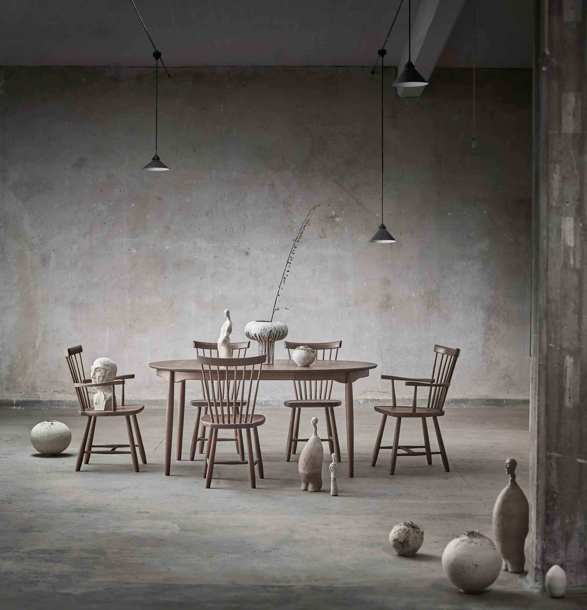 Carl dining table Ø115. divided, Smoked oak Stolab