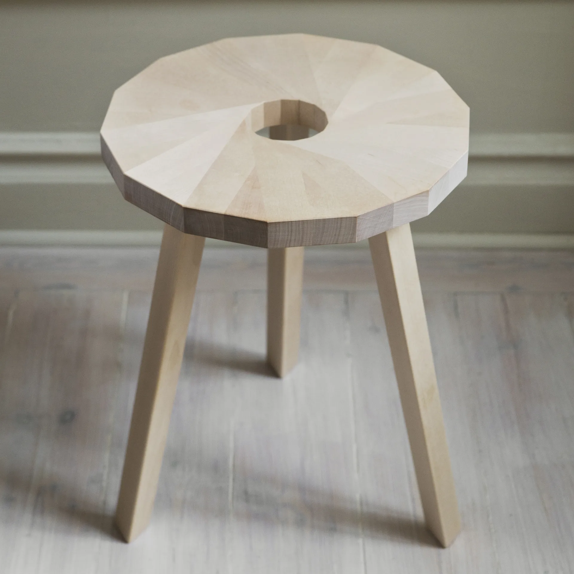 Lilla Snåland round stool, Birch natural oil, Ø35x45 cm Stolab