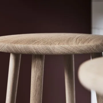 Miss Button round stool - Oak white oiled. low, Ø44x45 cm - Stolab
