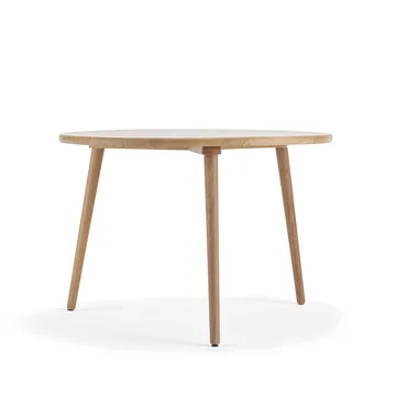 Miss Tailor round dining table - Oak natural oil. fixed disc - Stolab