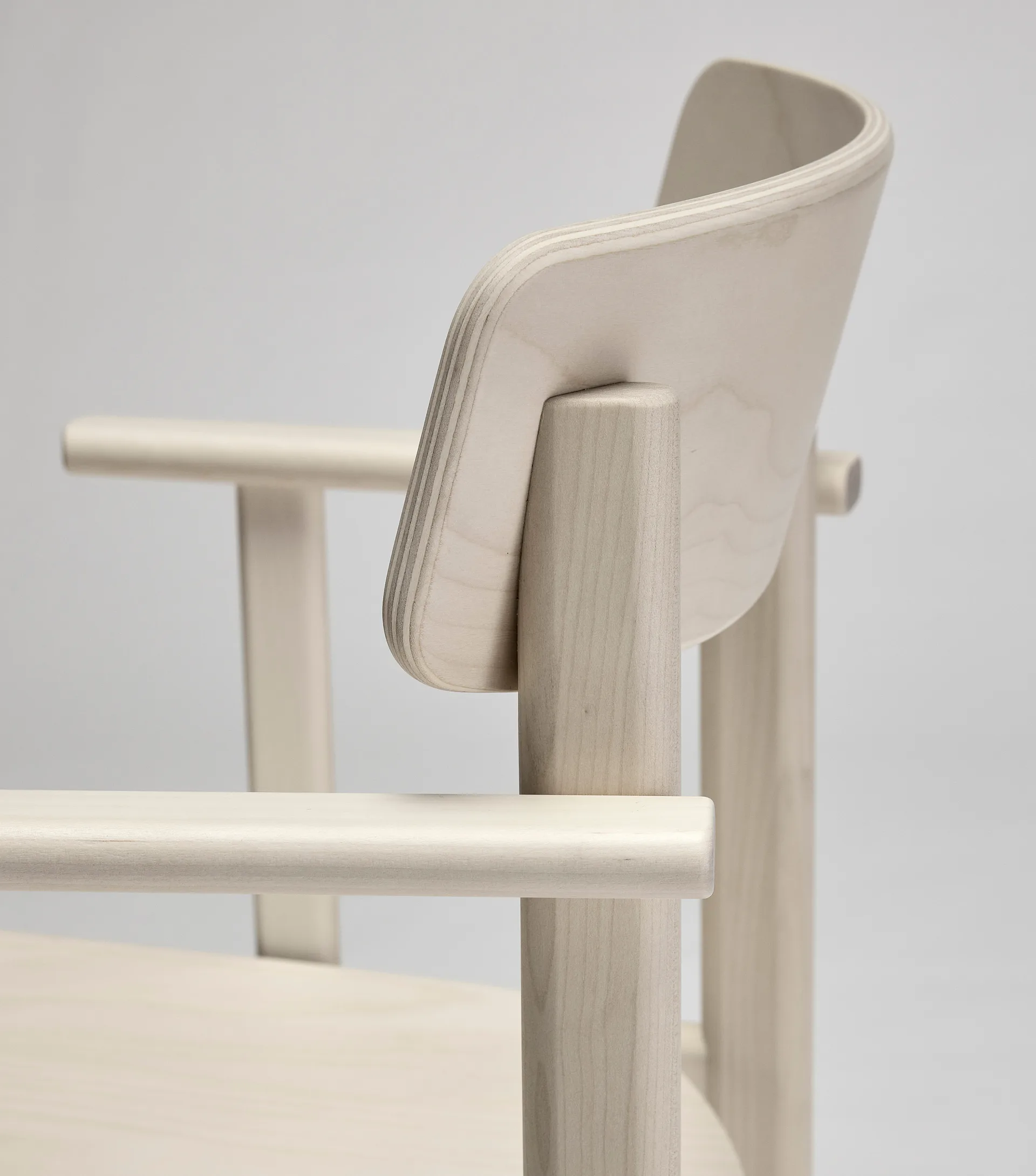 Pal armchair, Birch light matte lacquered Stolab