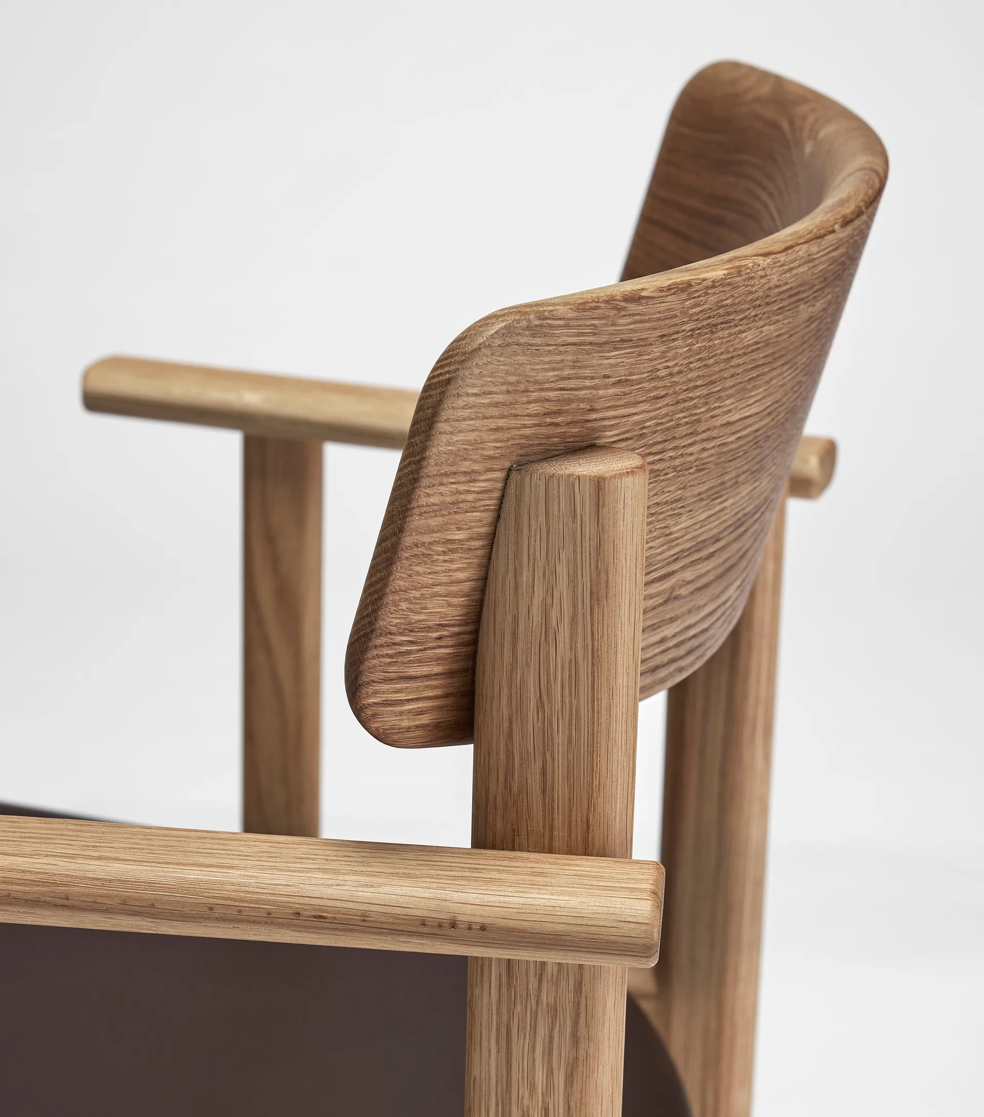 Pal armchair, Oak natural oil-Elmosoft 93129 Stolab