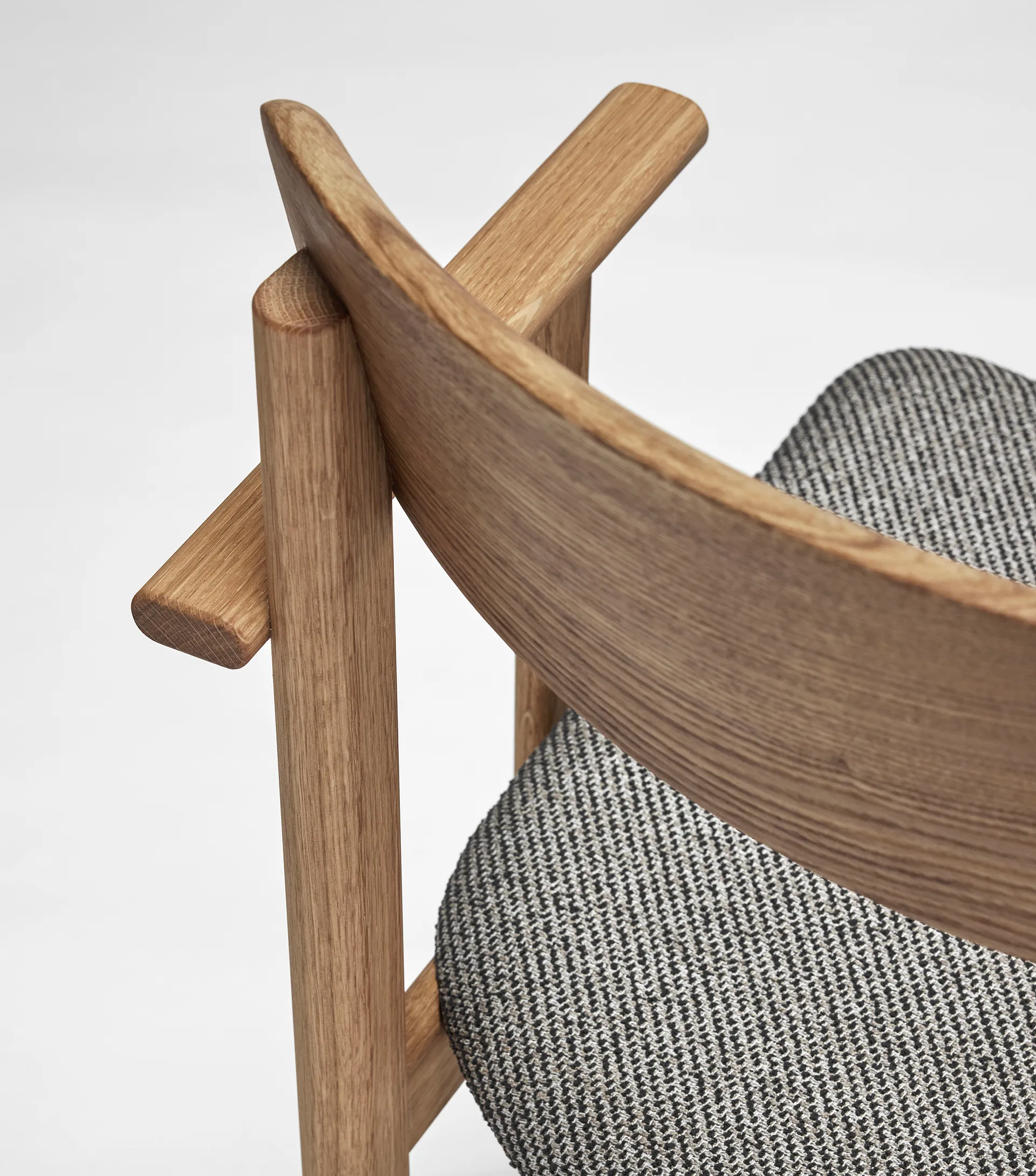 Pal armchair, Oak natural oil-Tornado V3576 Stolab