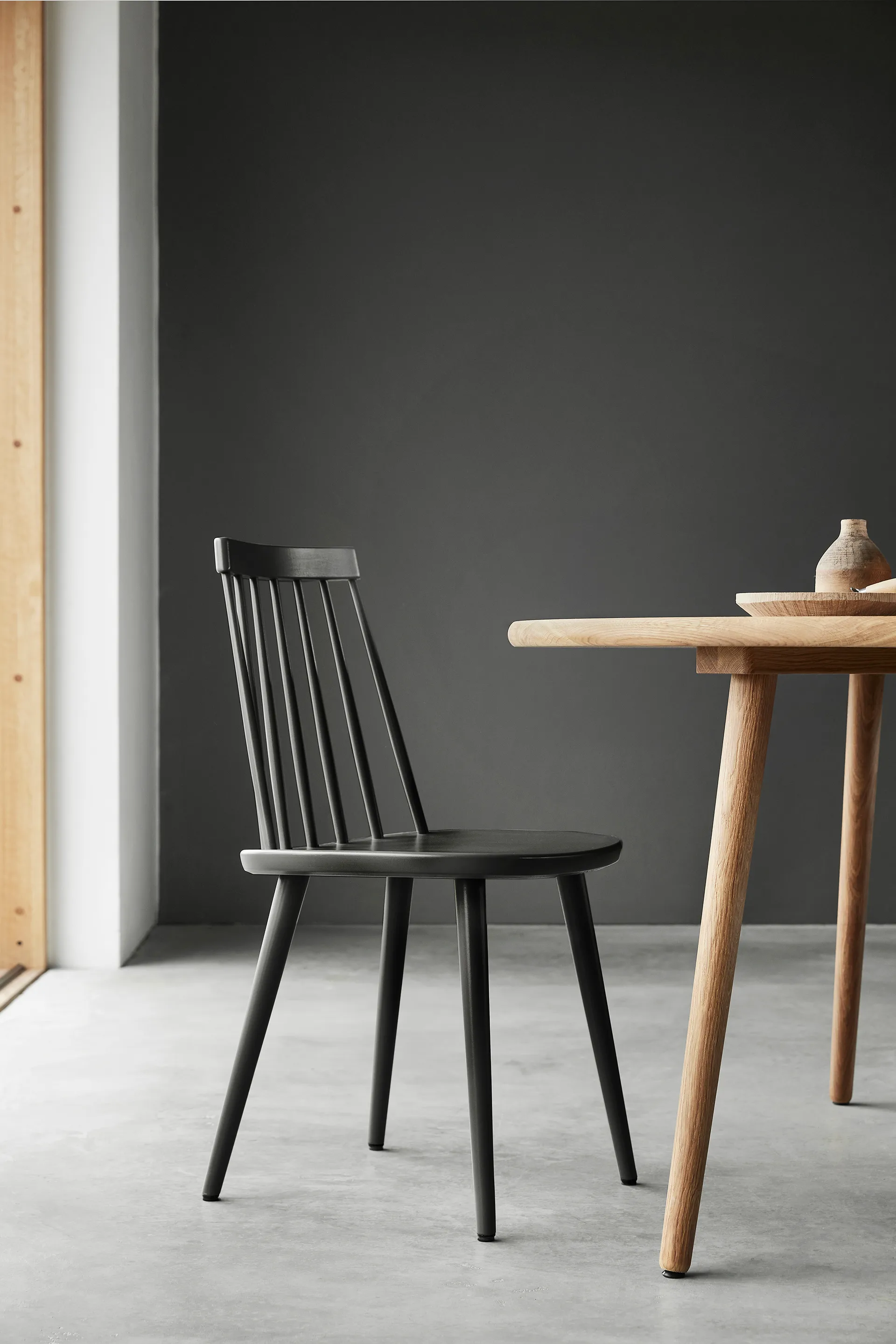 Pinocchio chair oak, Matte Black 99 Stolab