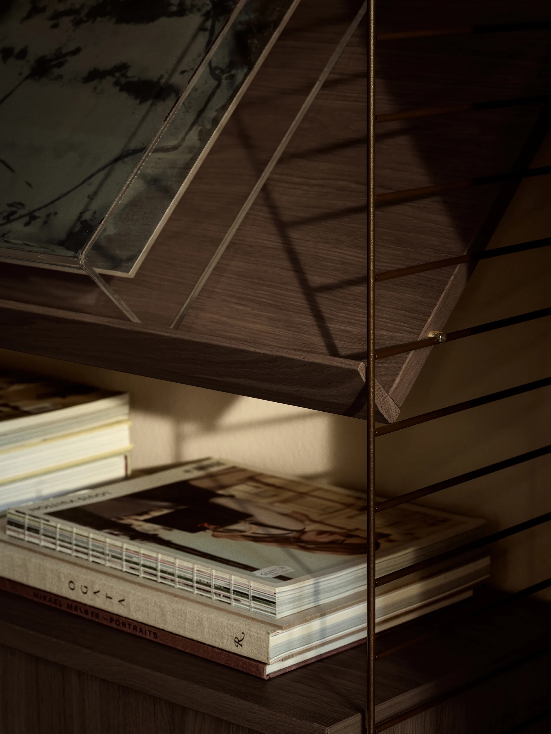 String magazine shelf wood, Dark oak, 58x30 cm String