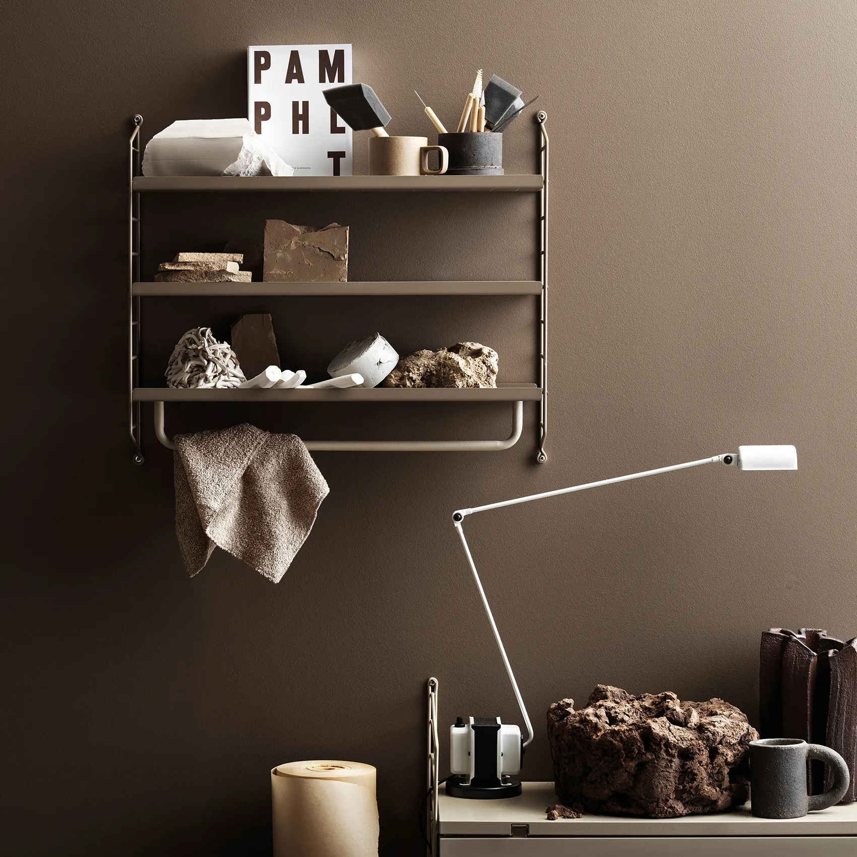 String shelf Pocket metal, taupe String