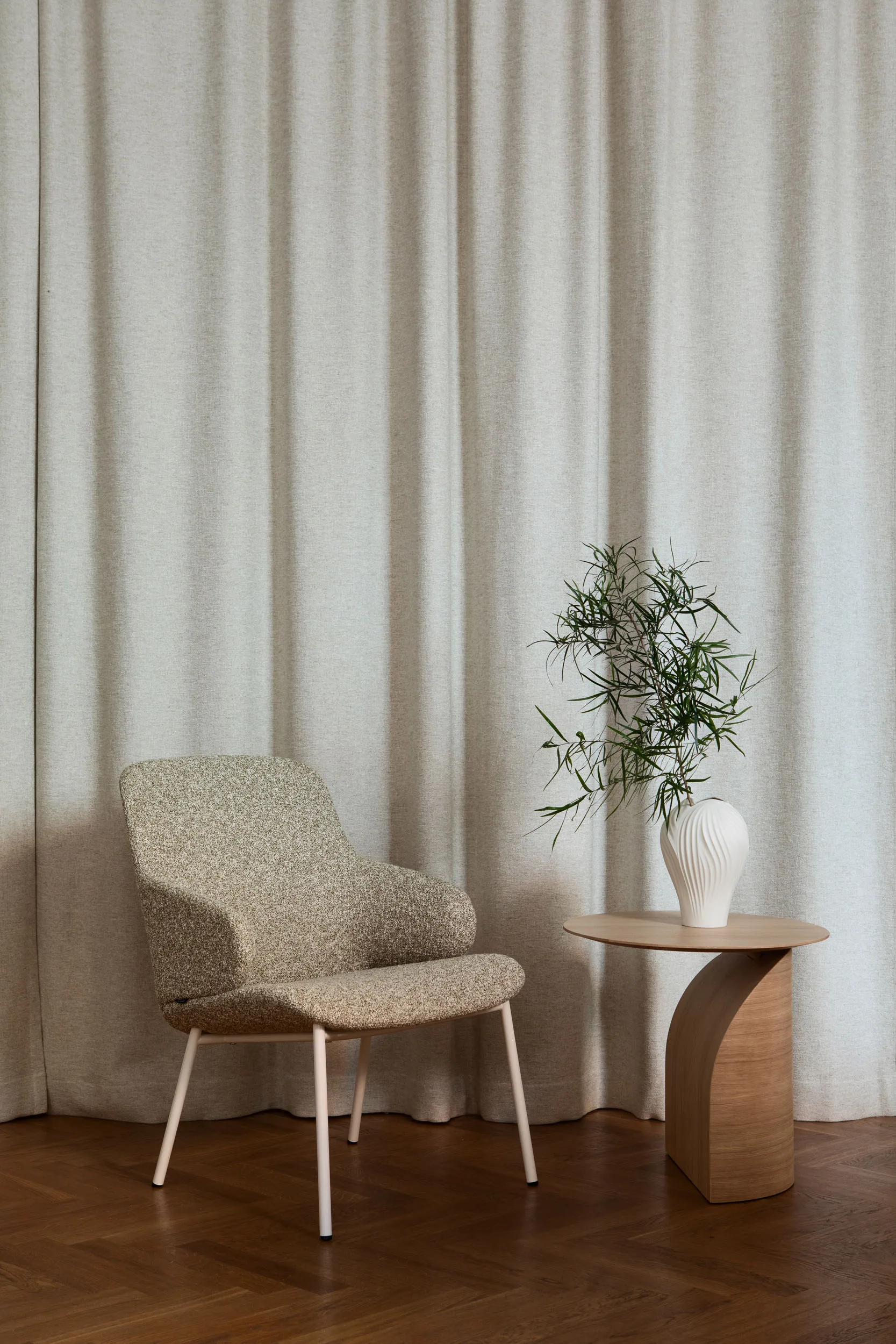 Anna vase small 27 cm, White Swedese