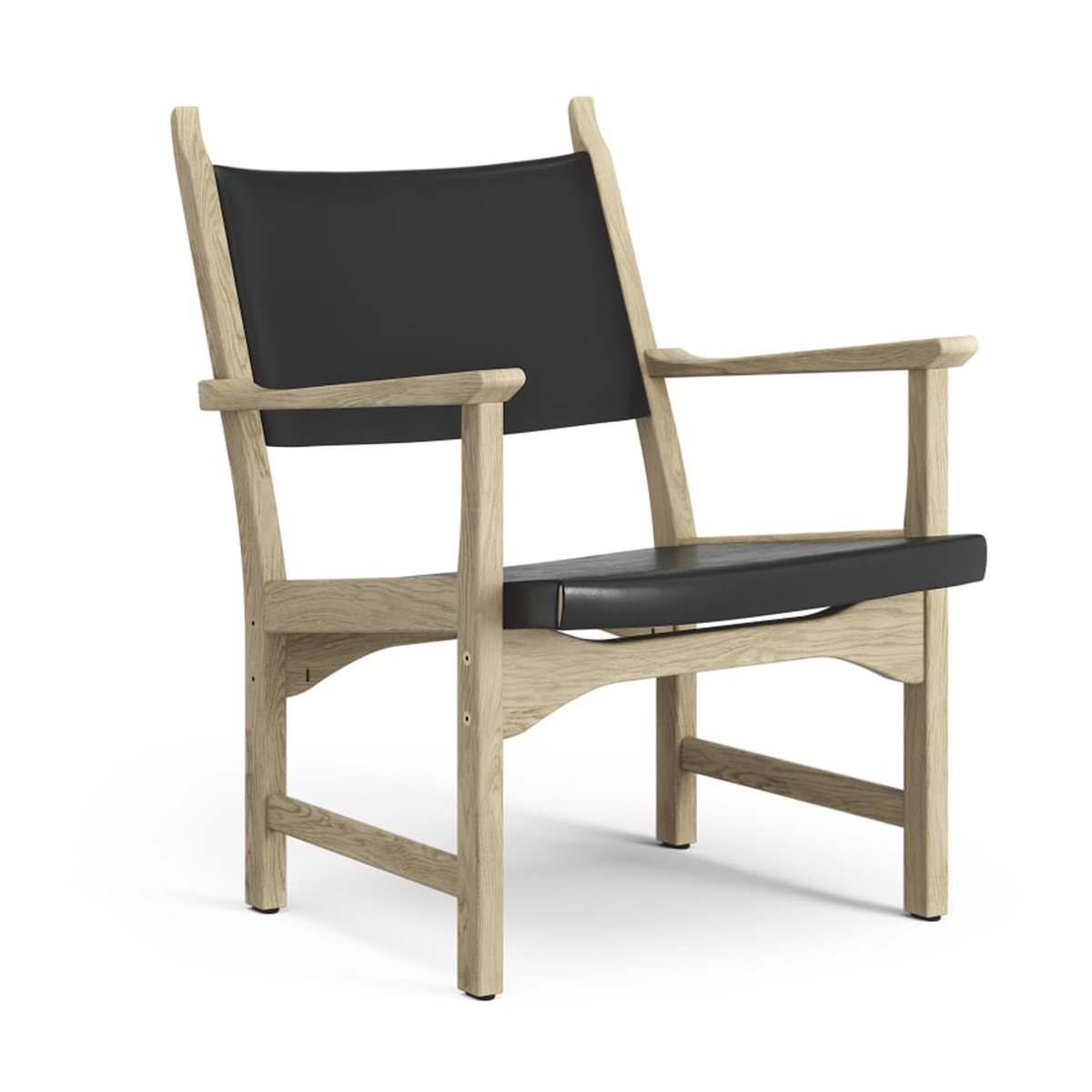 Swedese Caryngo arm chair Natural laquered oak-black sadle leather