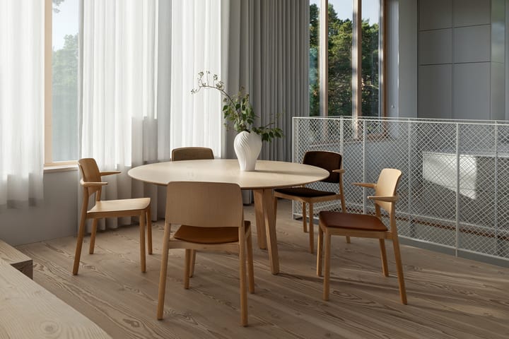 Grace chair, Ash laquered Swedese