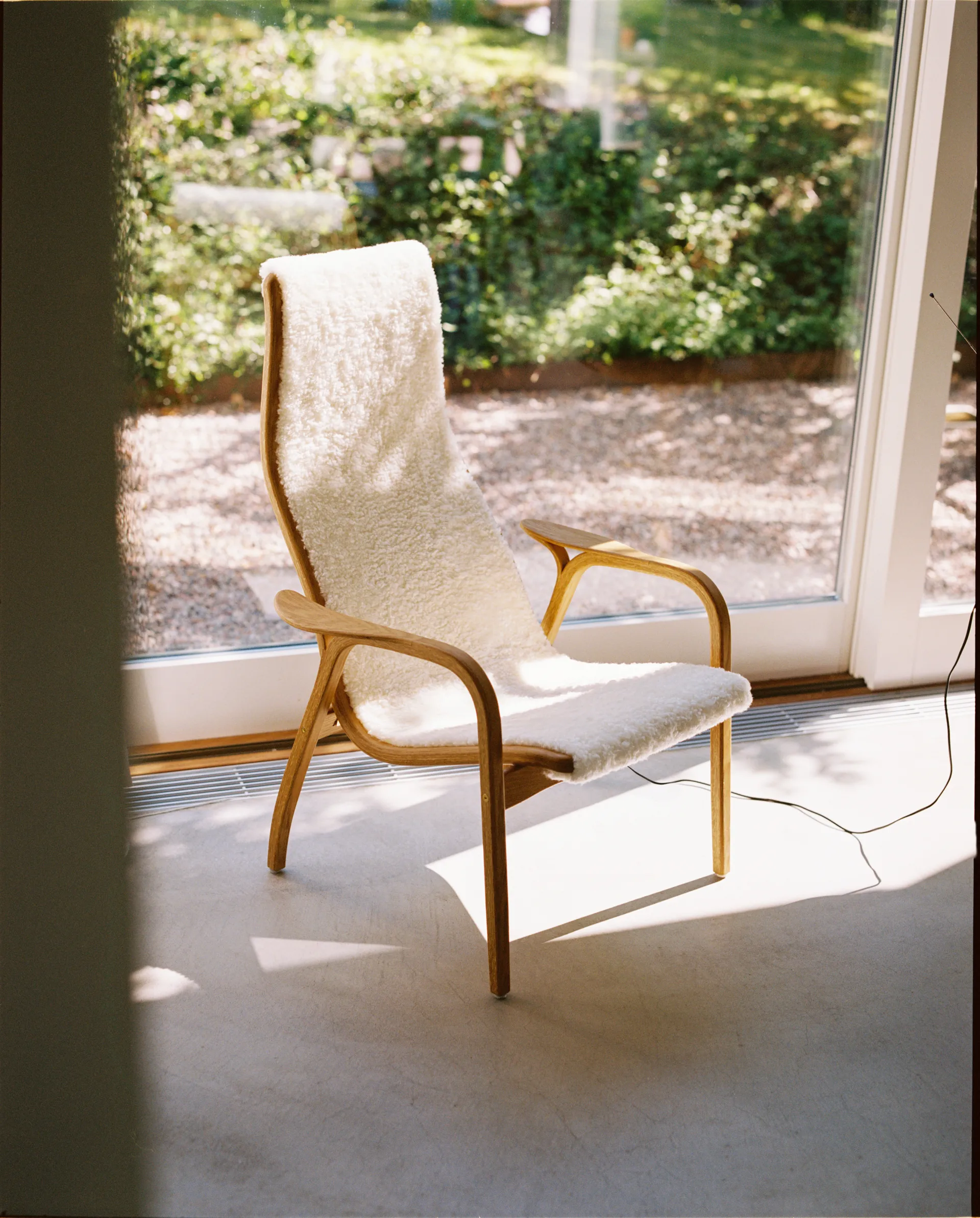Lamino arm chair oiled oak/sheep skin, Off white (white) Swedese