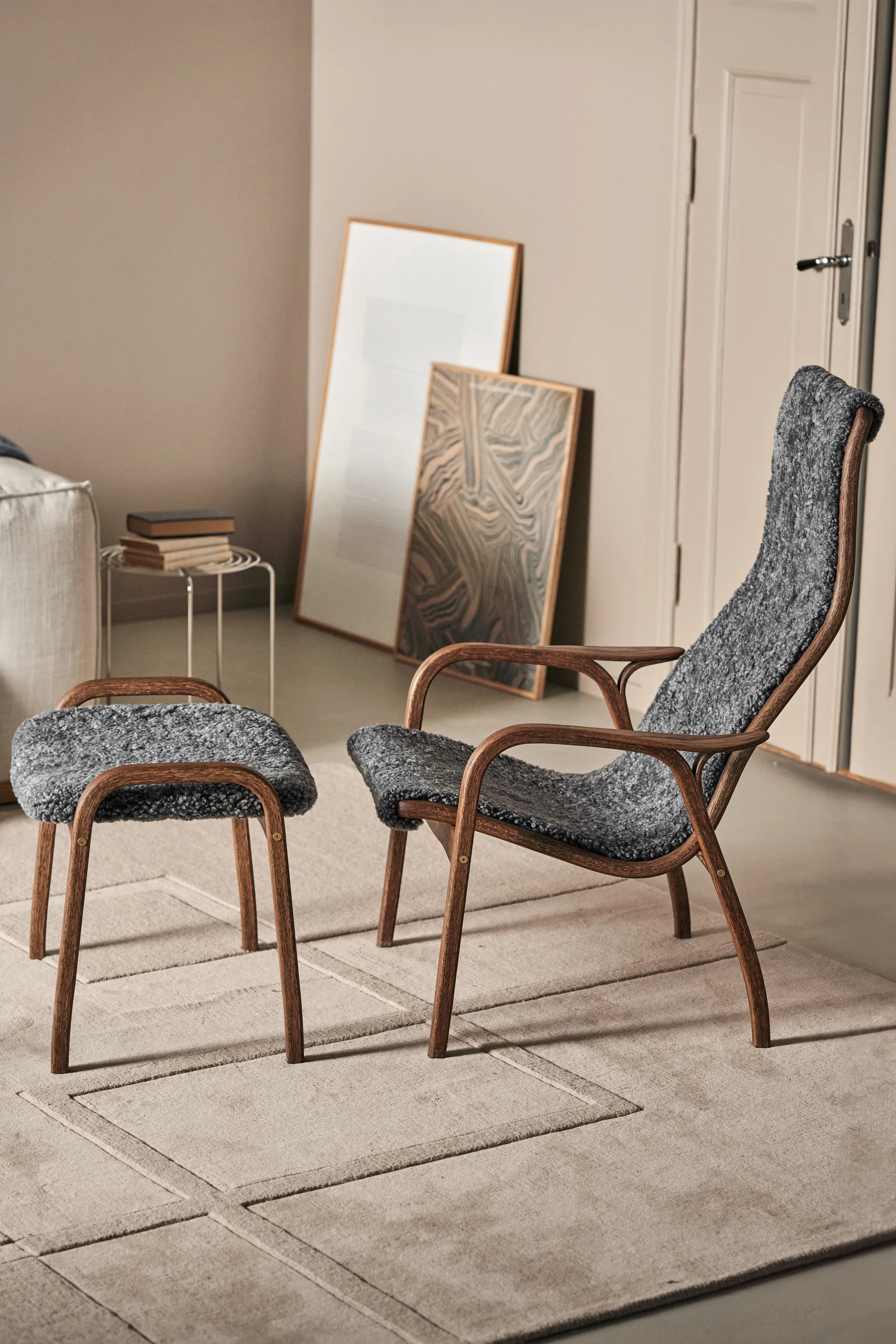 Lamino armchair and footstool oak/sheepskin Special Edition, Rubio Monocoat Chocolate-Charcoal Swedese