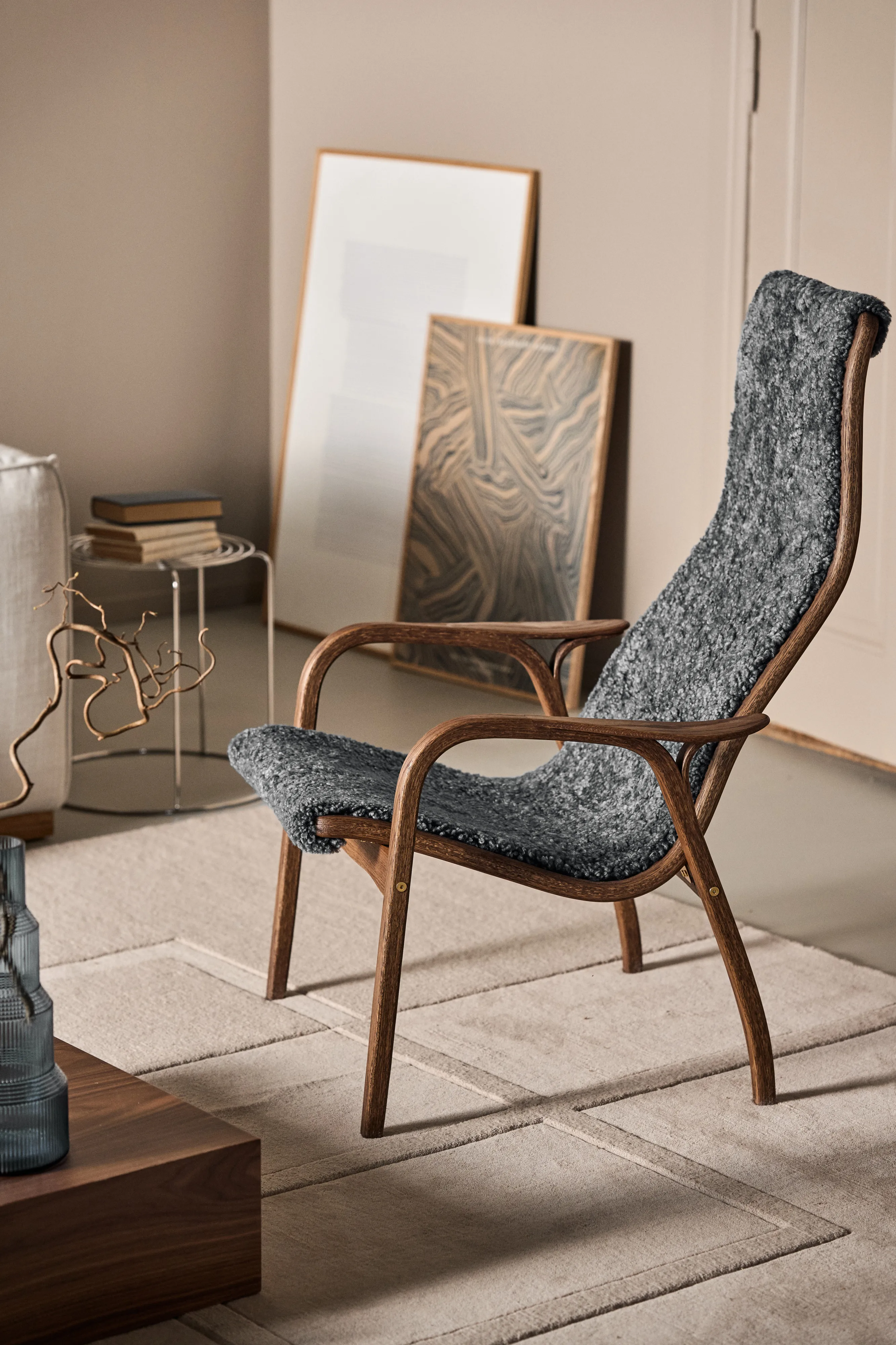 Lamino armchair oak/sheepskin Special Edition from Swedese