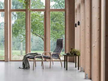 Lamino armchair - Sheepskin Moonlight-lacquered beech - Swedese