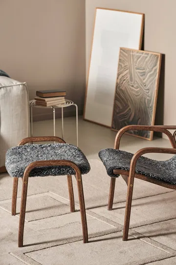 Lamino footstool - Sheepskin Espresso-oiled walnut - Swedese