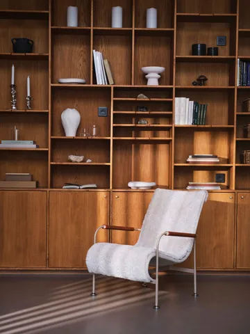 Serpentine armchair - Fabric Romo Linara Rye-chrome-tärnsjö Cognac - Swedese