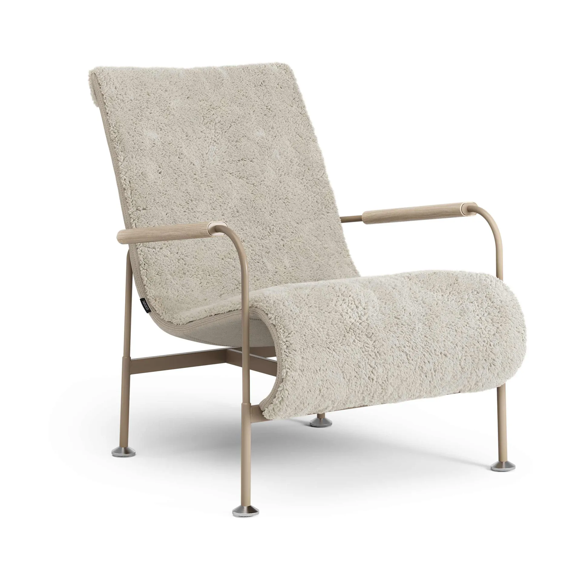 Serpentine armchair, Sheepskin Moonlight-nutmeg Swedese
